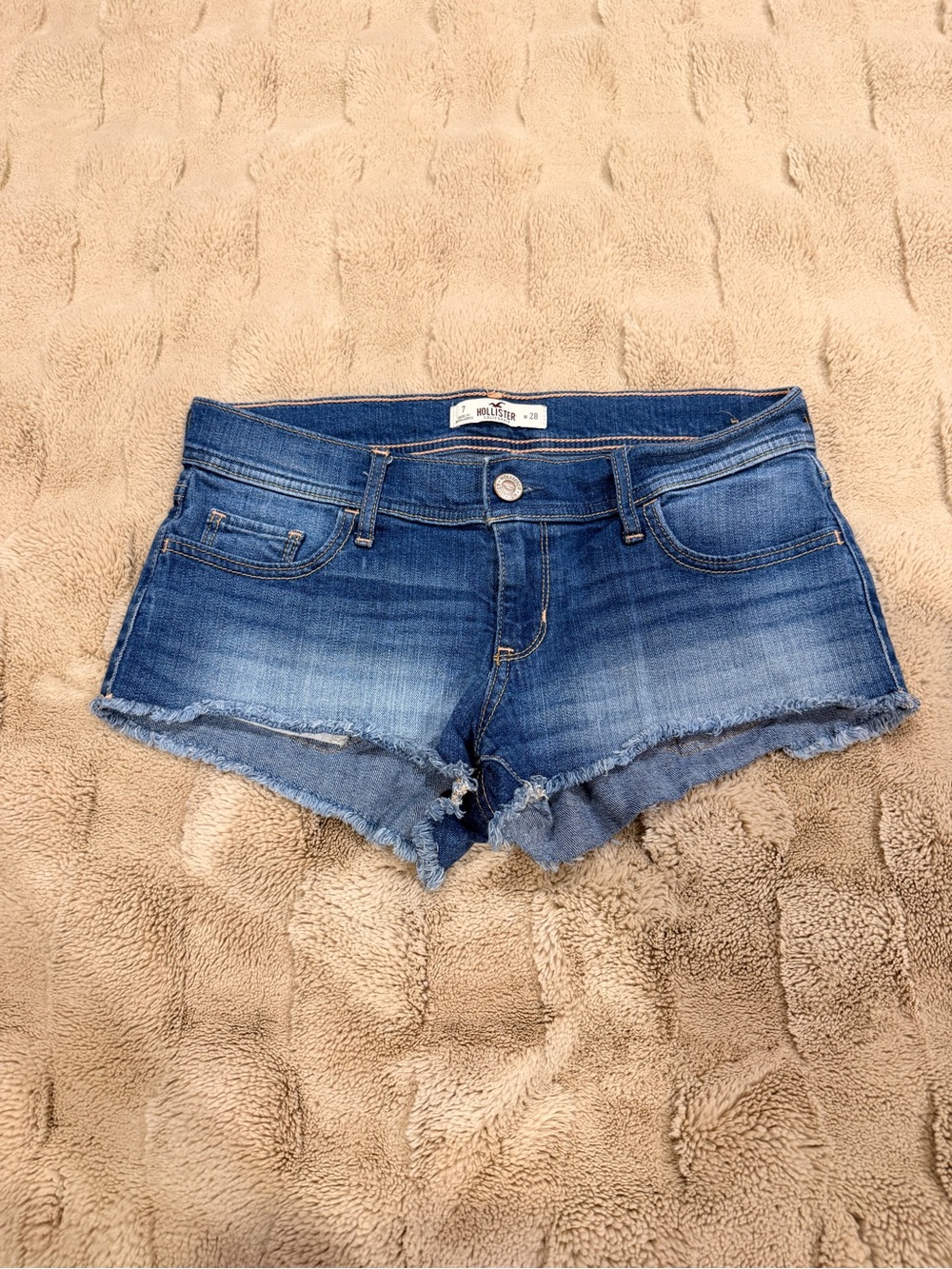 Hollister Denim Short Shorts Medium Wash Y2K 2000s Distressed Cut Off Low Rise
